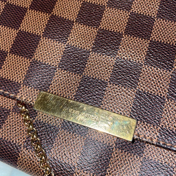 SOLD!!! Louis Vuitton Favorite - Picture 7 of 9